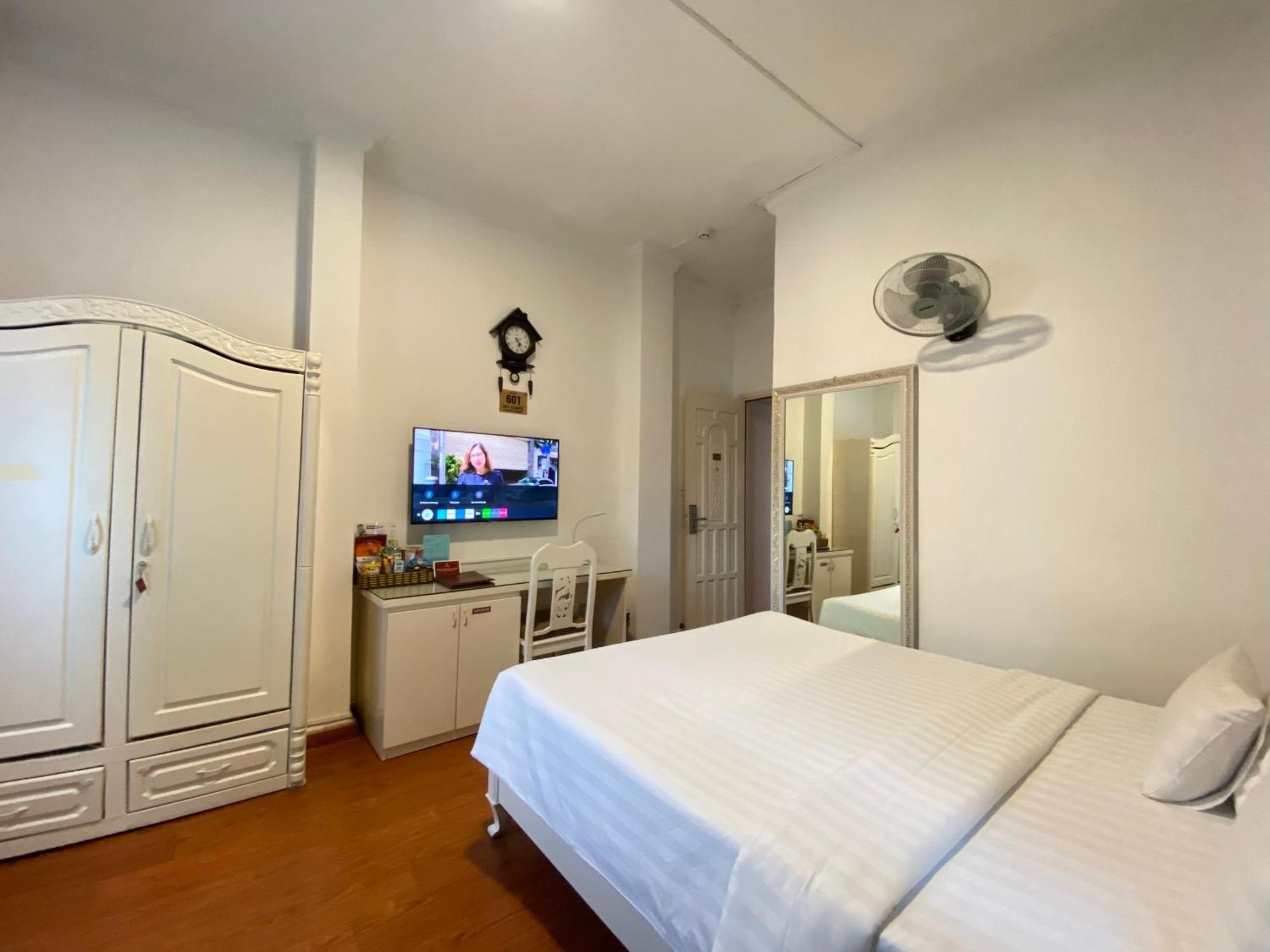 A25 Hotel - 35 Mac Thi Buoi Хошимин Экстерьер фото